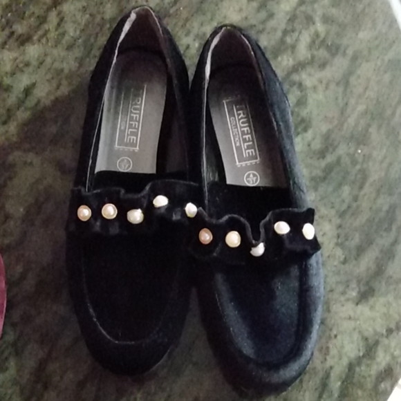 Black dress shoes - Picture 2 of 5